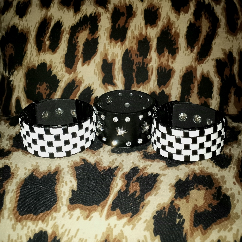 👾 Punk Wristband Bracelets